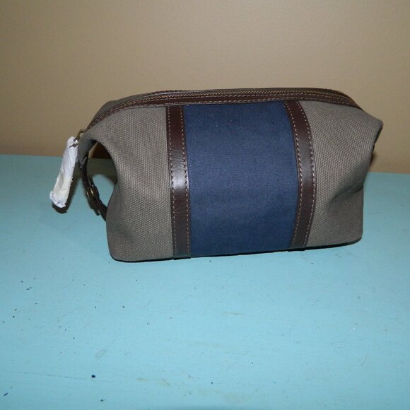 Mark & Graham Everette Canvas/Leather Travel Pouch Bag - Picture 2 of 6